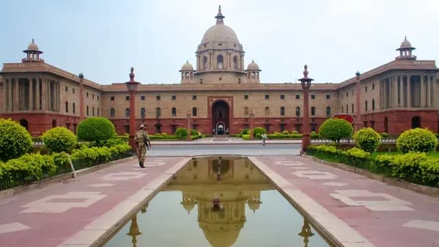 RASHTRAPATI BHAVAN